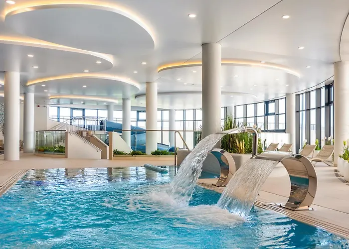 Premium - Basen Fitnes Bawialnia W Cenie - Polanki Aqua - Kołobrzeg